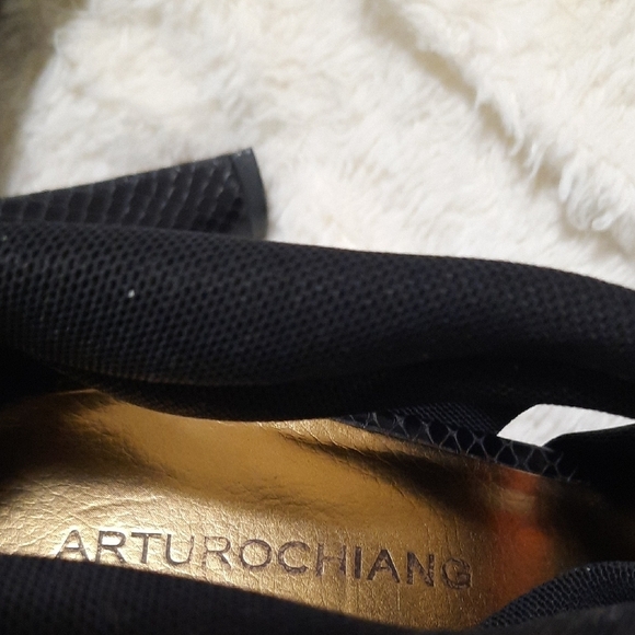 Arturo Chiang Studded Black Heels with Elegant Straps - Picture 2 of 12